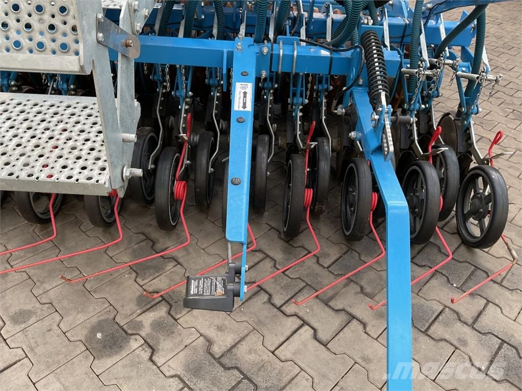 Lemken Solitair 9+/300 Drills