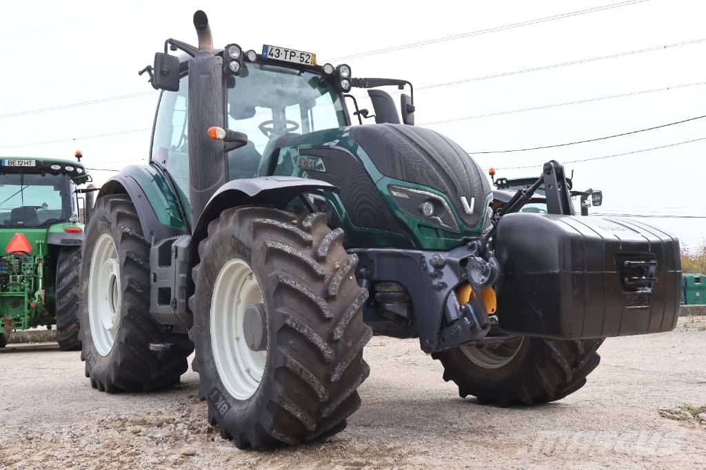 Valtra T 174 Tractores
