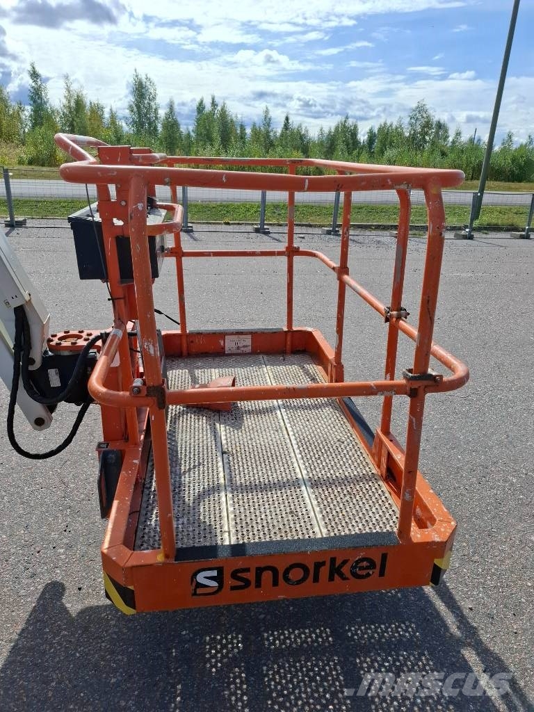 Snorkel A 46 J RT Zglobne dvižne ploščadi