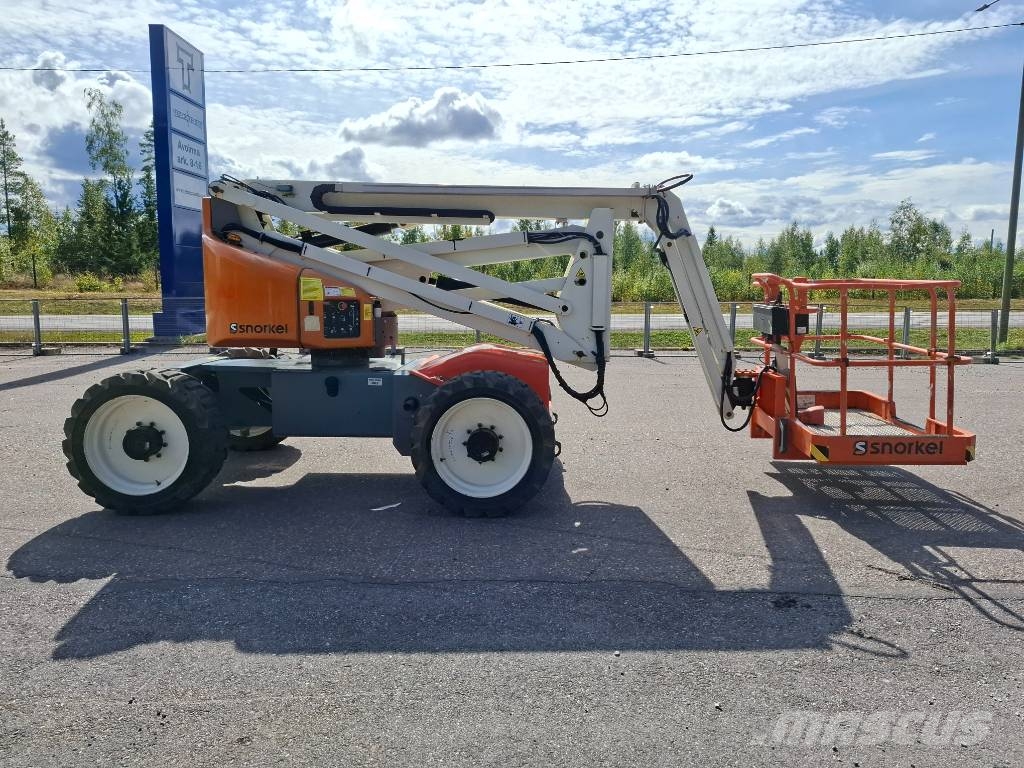 Snorkel A 46 J RT Zglobne dvižne ploščadi