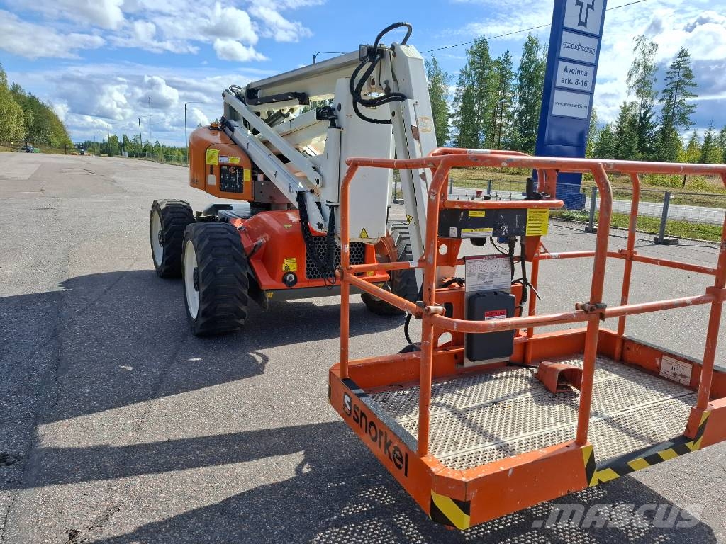 Snorkel A 46 J RT Zglobne dvižne ploščadi