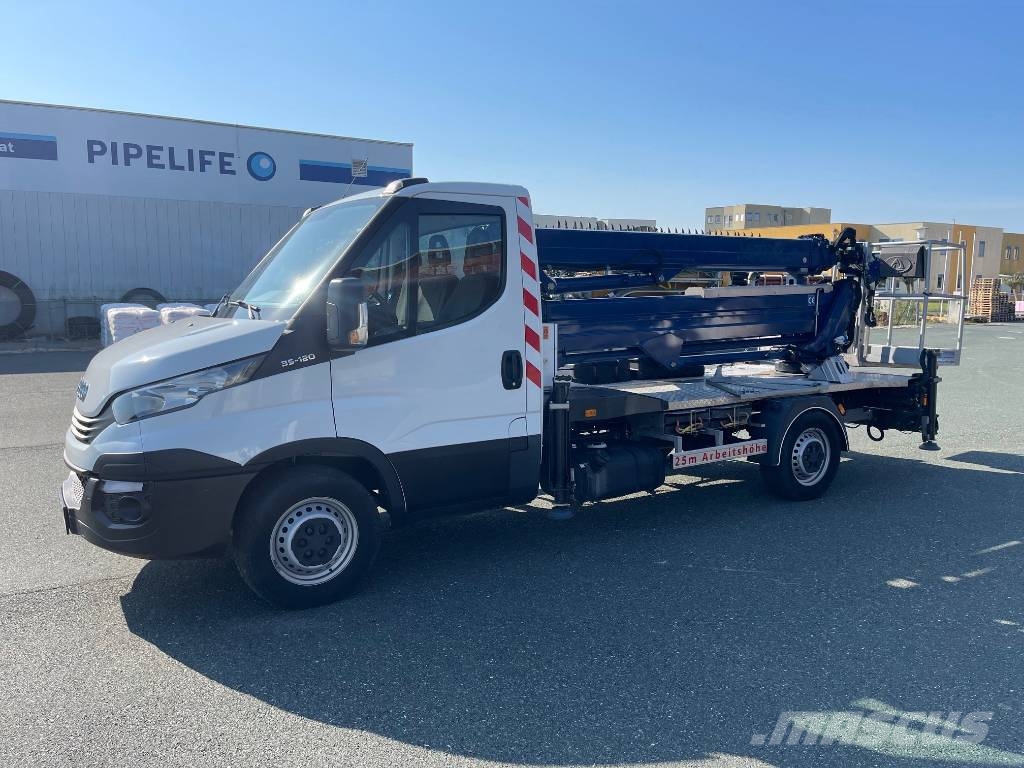 IVECO-CELA IVECO 35 S 11, CELA DT-25 Autoplošiny