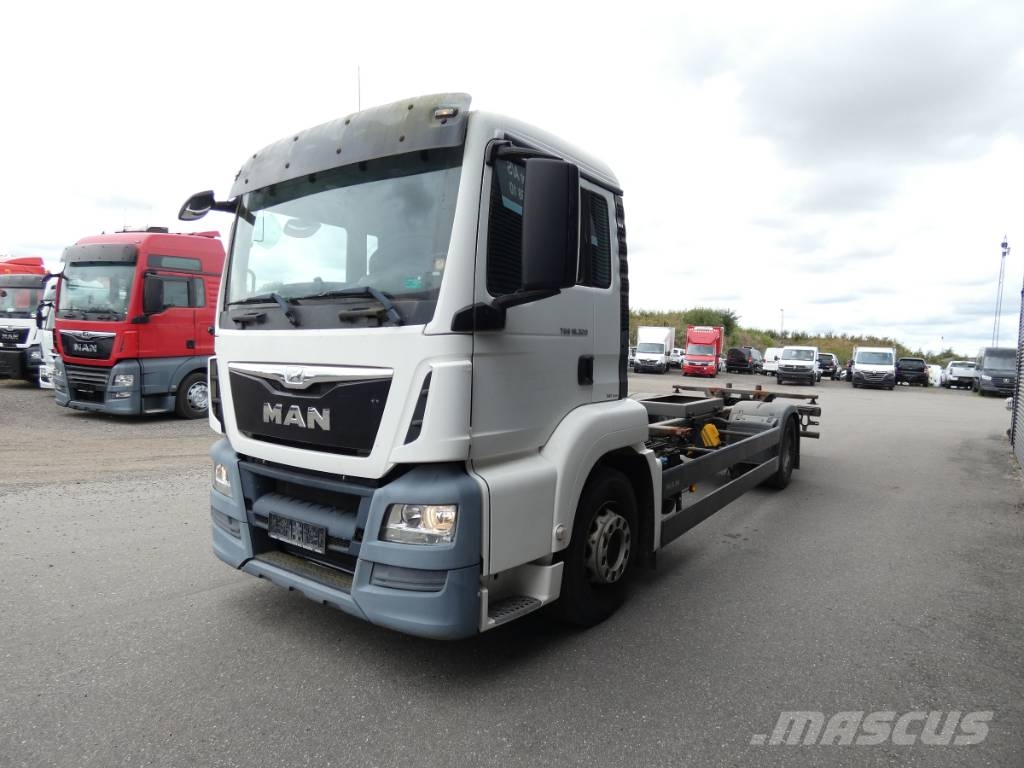 MAN TG 18.320 Camiones con chasís y cabina
