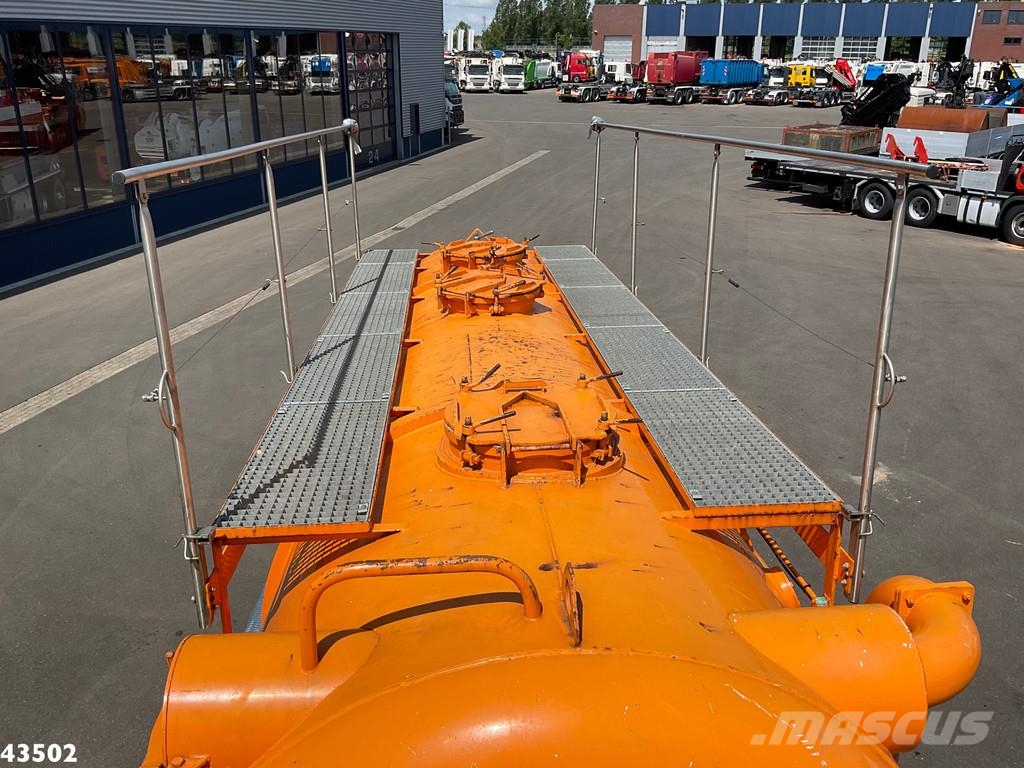 DAF FAX 85 CF 340 Dry bulk blowing system Just 21.613 Camion aspirateur, Hydrocureur