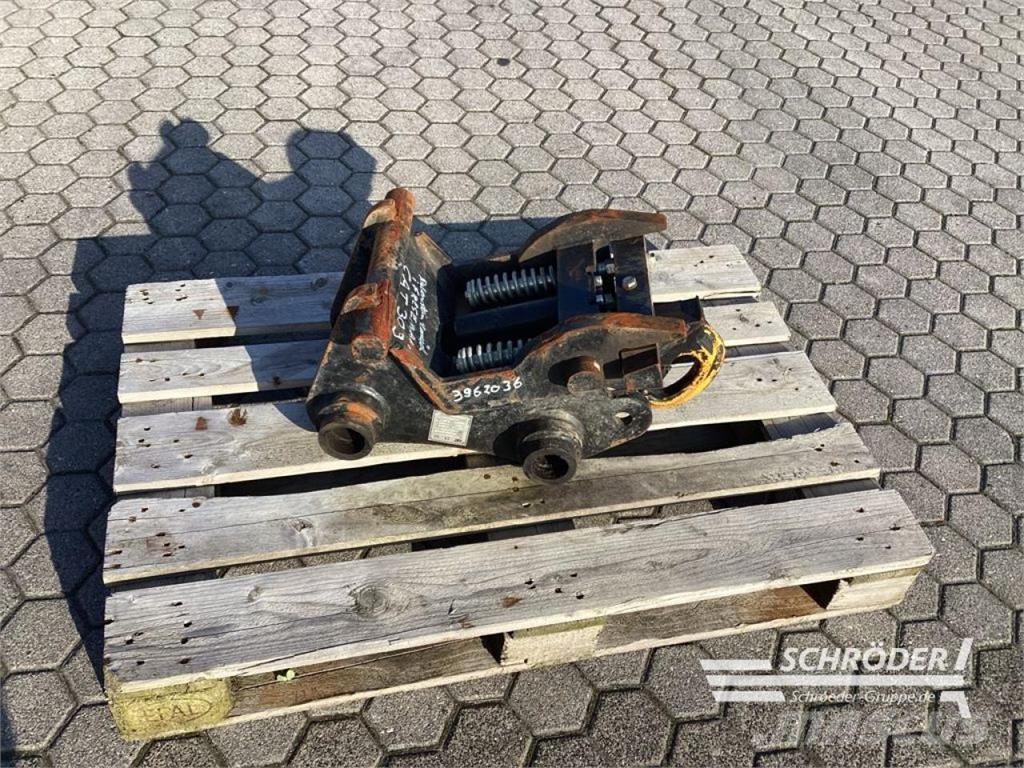 CAT SCHNELLWECHSLER HS-01 HYDRAULISCH Accesorios para cargador frontal