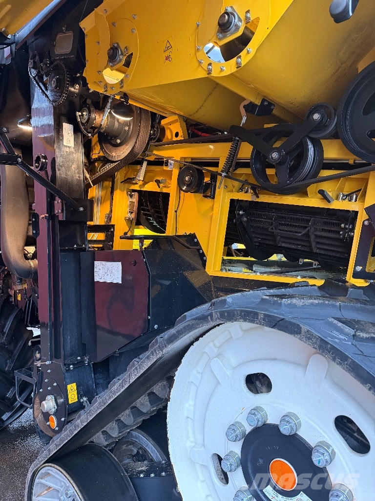 New Holland CR 9.90 Combine de secerat