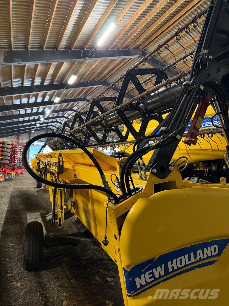 New Holland CR 9.90 Combine de secerat