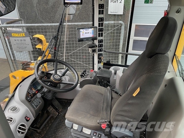 Volvo L90H Incarcator pe pneuri