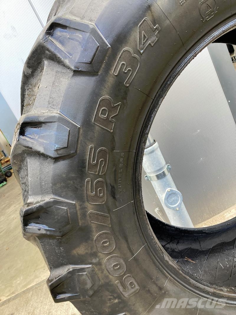 Trelleborg 600/65 R34 Renkaat ja vanteet