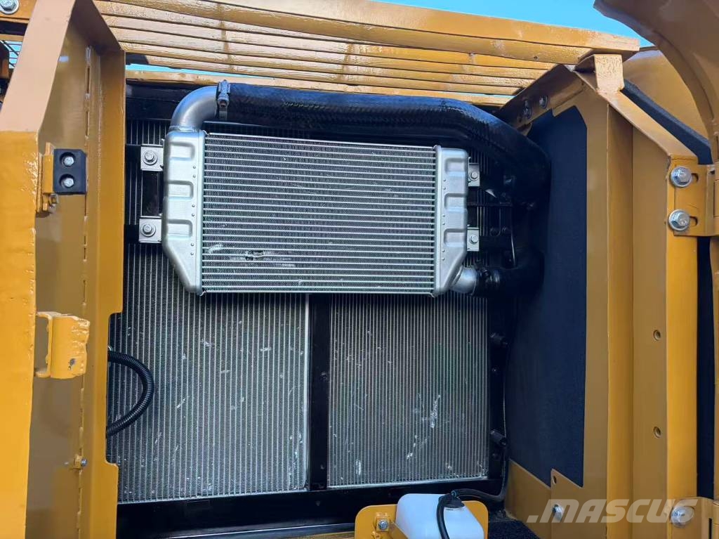 CAT 320CL حفارات وسط 7 طن - 12 طن