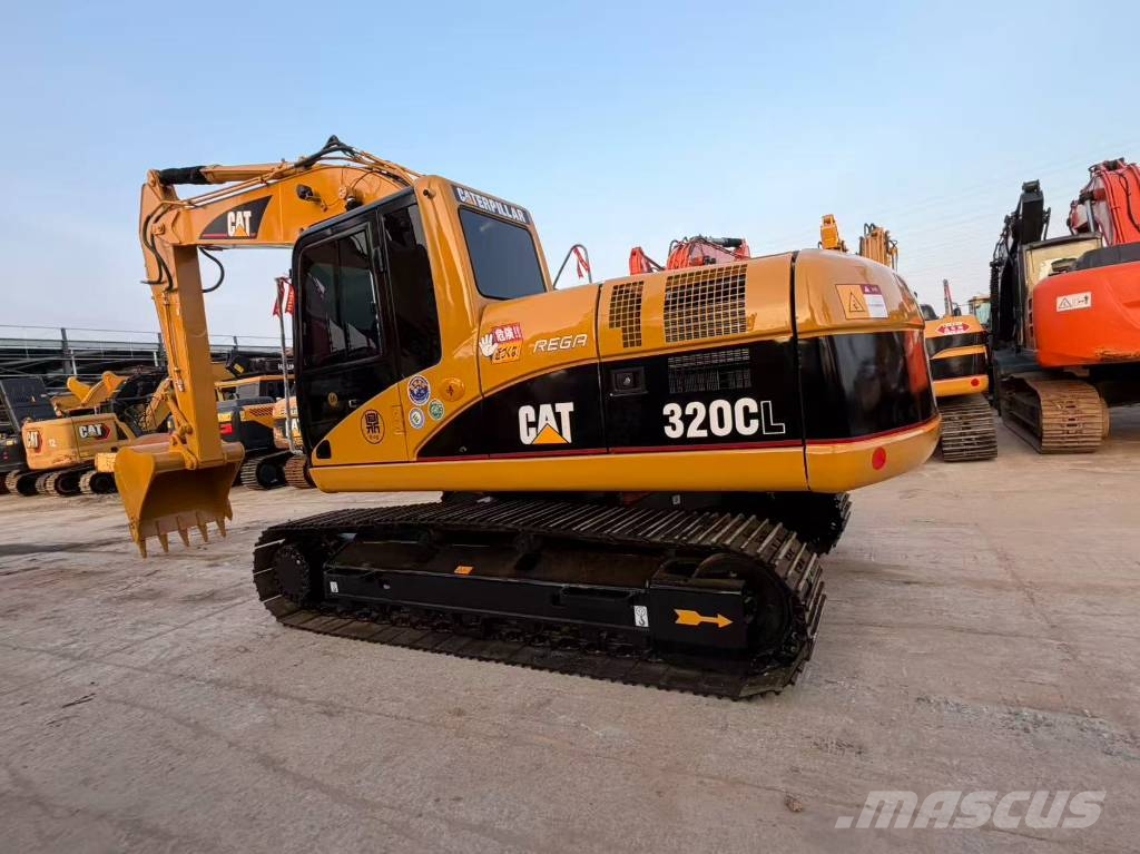 CAT 320CL حفارات وسط 7 طن - 12 طن