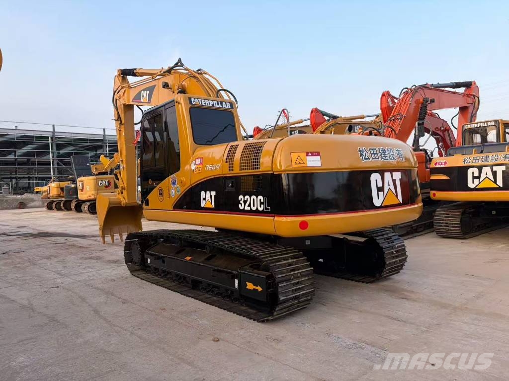 CAT 320CL حفارات وسط 7 طن - 12 طن