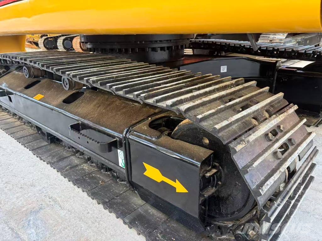 CAT 320CL حفارات وسط 7 طن - 12 طن