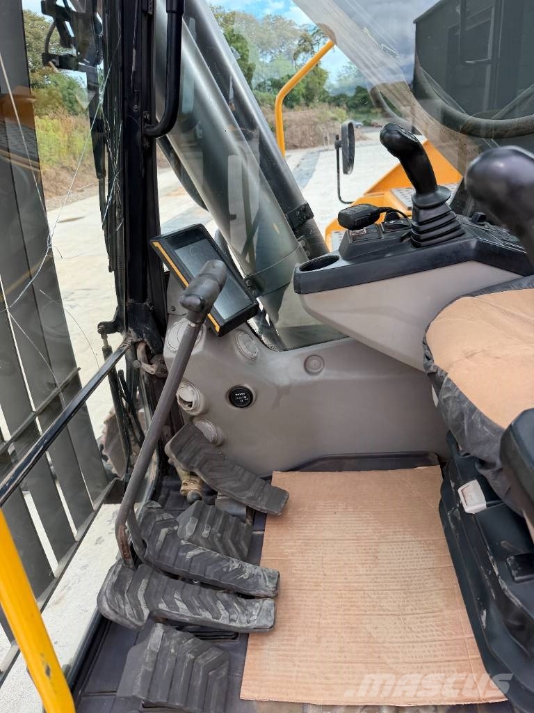 Volvo EC 300 EL Gravemaskiner på larvebånd