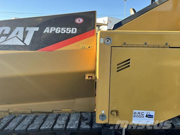 CAT AP 655D Επίστρωση ασφάλτου