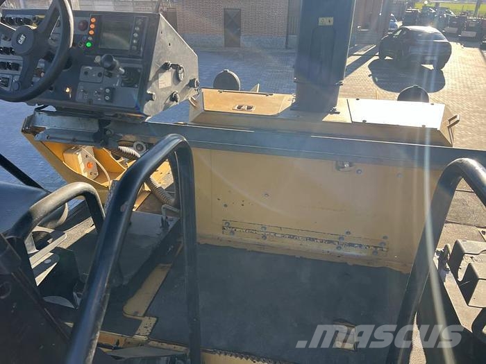 CAT AP 655D Επίστρωση ασφάλτου