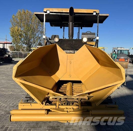 CAT AP 655D Επίστρωση ασφάλτου