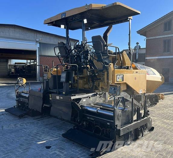 CAT AP 655D Επίστρωση ασφάλτου