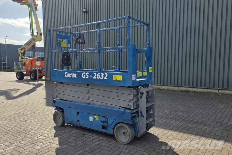 Genie GS2632 Electric, 10m Working Height, 227kg Capacit Mini incarcator