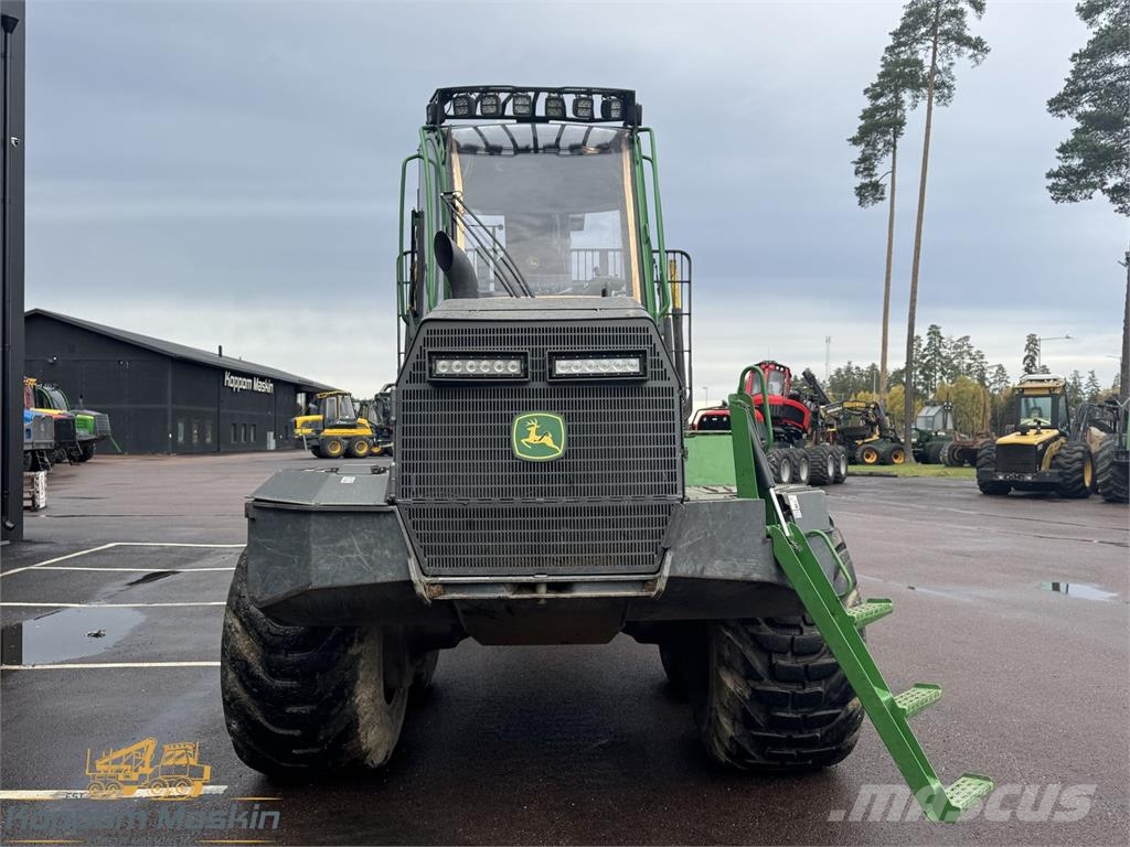 John Deere 1010G Lassbærere
