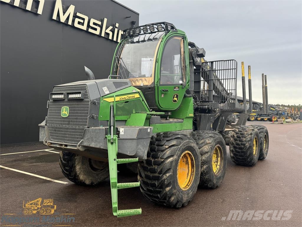 John Deere 1010G Lassbærere