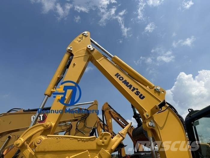 Komatsu PC35 Mini kotrók < 7t