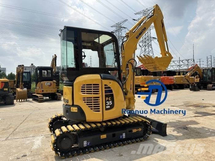 Komatsu PC35 Mini kotrók < 7t