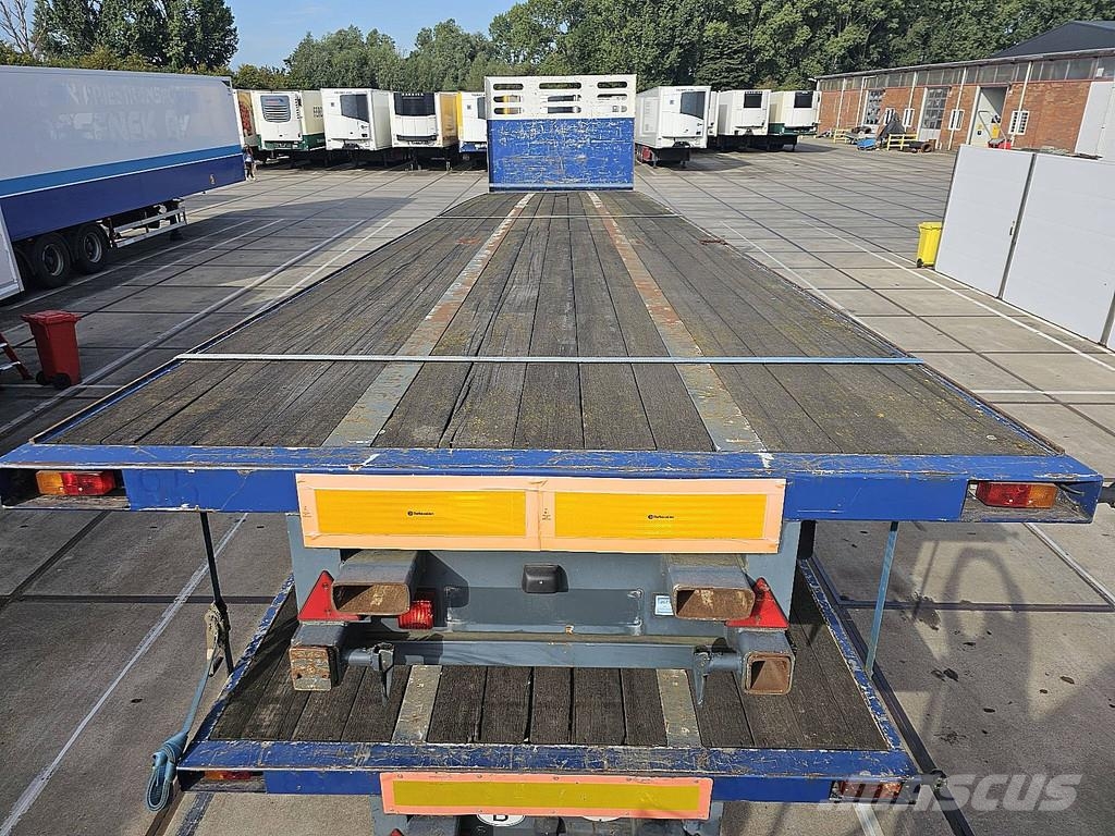 Varmo 1 AXLE PLATFORM FORKLIFT CONNECTION نصف مقطورات مسطحة / مفصلية الجوانب