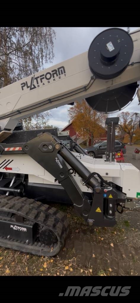 Platform Basket Spider 43T Компактни самоходни стрелови подемници
