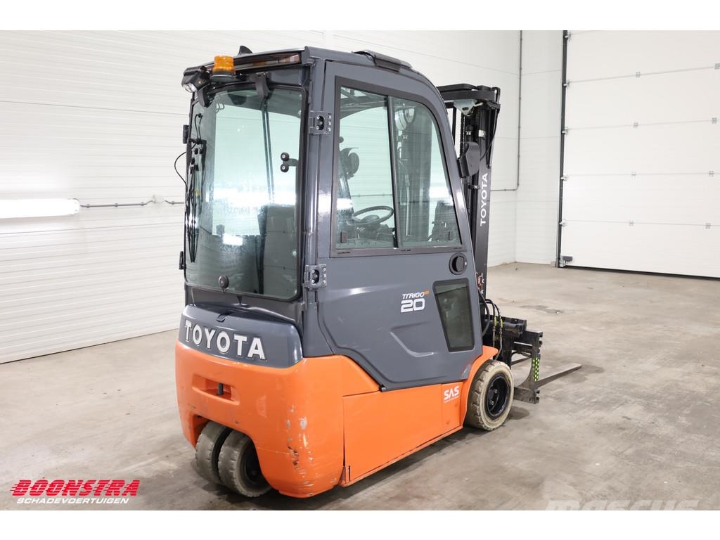 Toyota 8FBE20T Triplex Sideshift Spreader Full-Light-pack Elektriniai šakiniai krautuvai