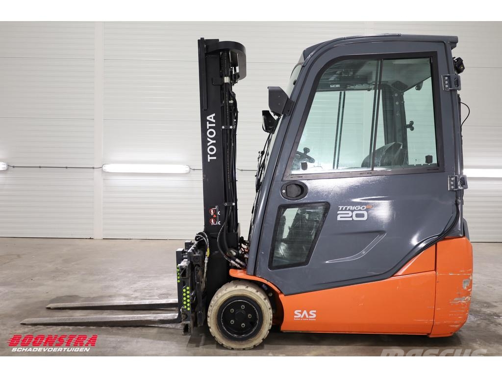 Toyota 8FBE20T Triplex Sideshift Spreader Full-Light-pack Elektriniai šakiniai krautuvai
