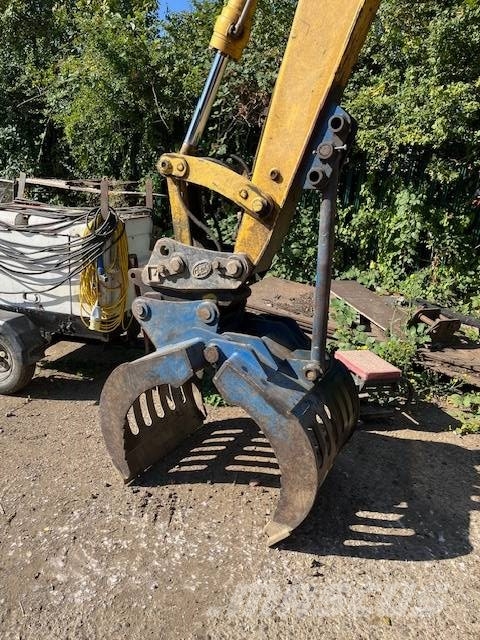 Komatsu PC 110 R 中型油圧ショベル 7ｔ-12ｔ（ユンボ・パワーショベル・バックホー）