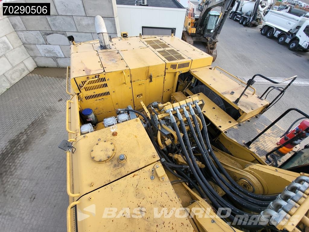 CAT 390 D L Crawler excavators