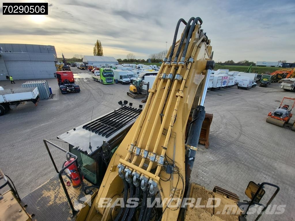 CAT 390 D L Crawler excavators