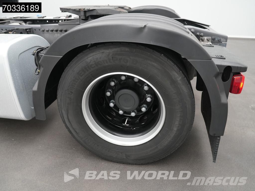 Volvo FH 460 4X2 VEB+ VDS 2xTanks ACC Navi I-ParkCool Camiones tractor