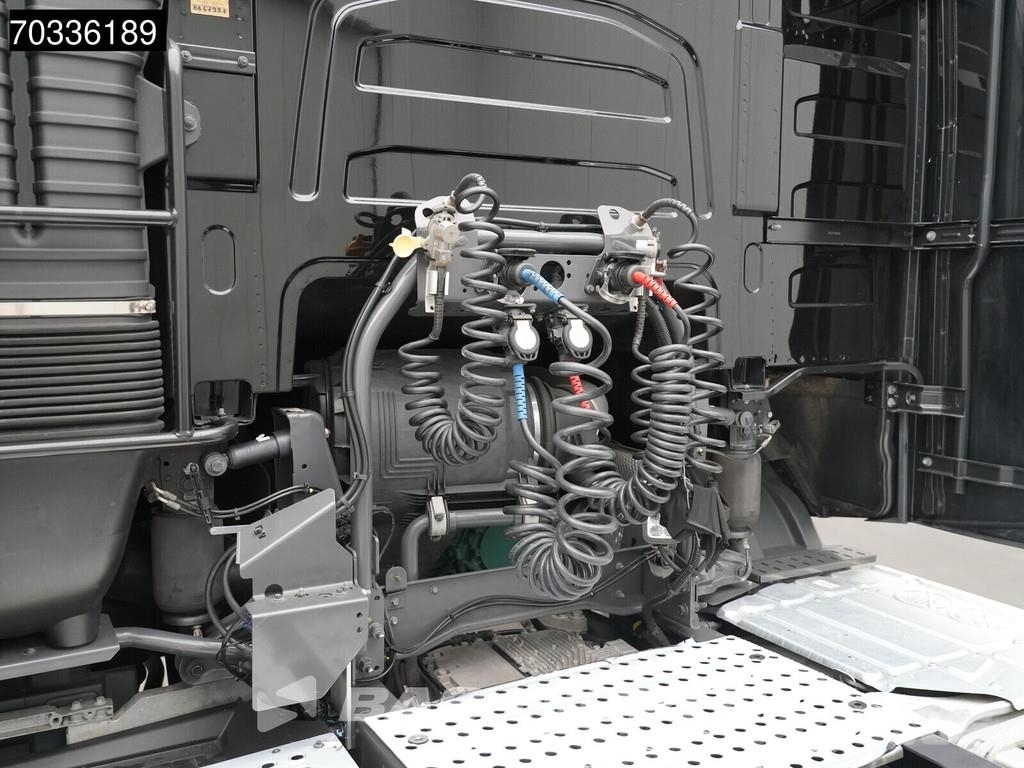 Volvo FH 460 4X2 VEB+ VDS 2xTanks ACC Navi I-ParkCool Vilcēji