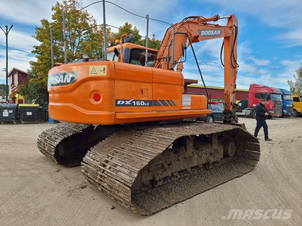 Doosan DX 160 LC Bog Master Excavadoras sobre orugas