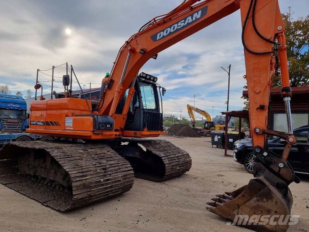 Doosan DX 160 LC Bog Master Excavadoras sobre orugas