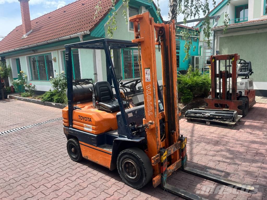 Toyota 5 FGF 15 /42/ V-4073 OB LPG (dujiniai) krautuvai