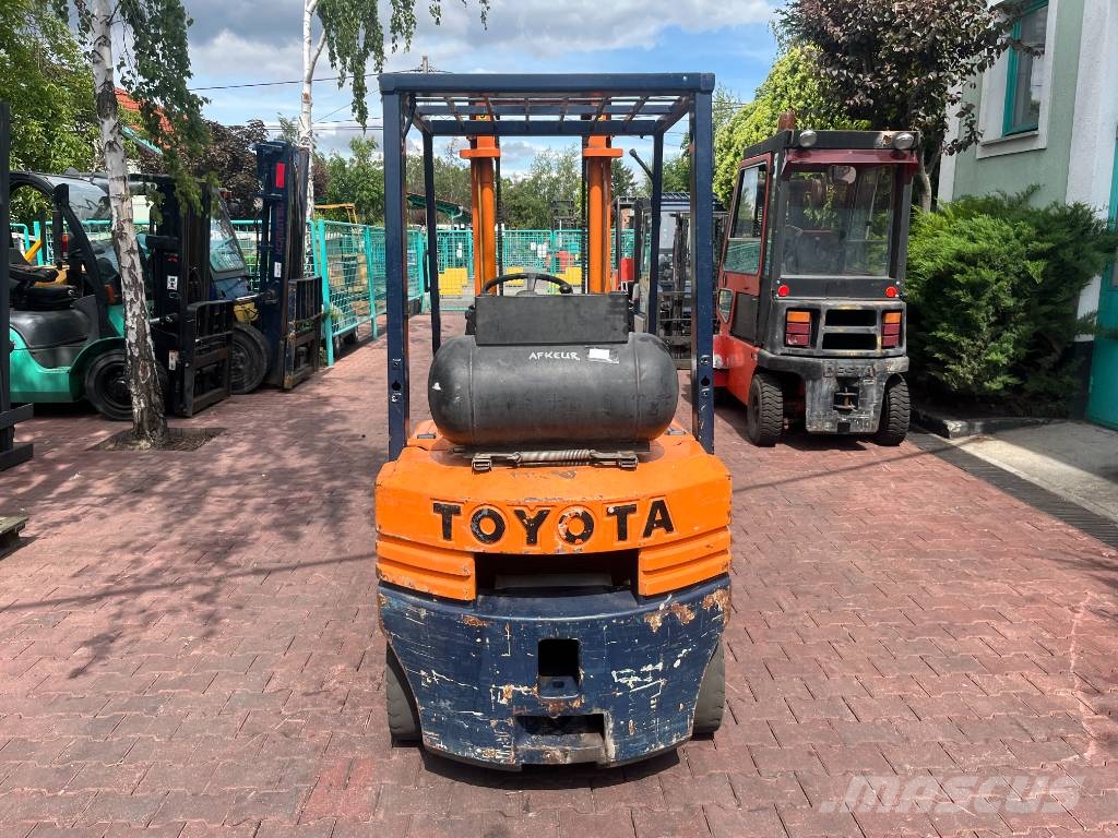 Toyota 5 FGF 15 /42/ V-4073 OB LPG (dujiniai) krautuvai