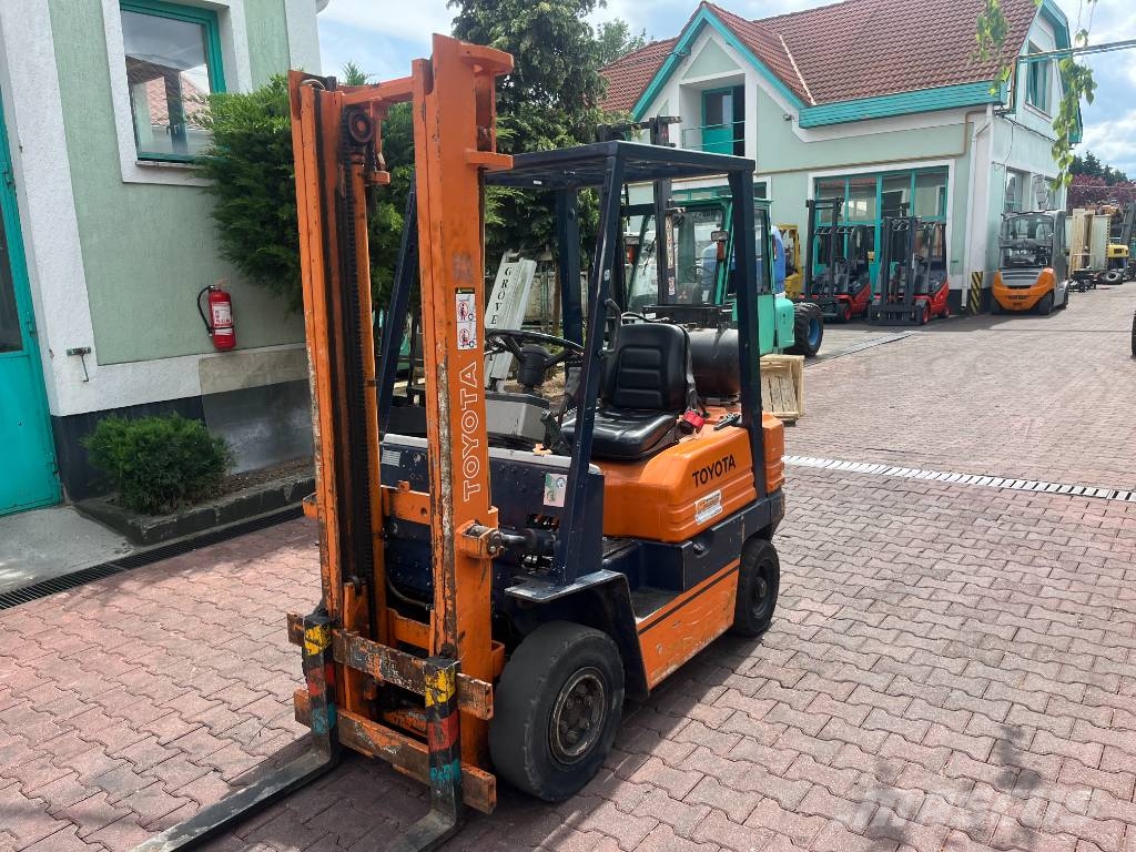 Toyota 5 FGF 15 /42/ V-4073 OB LPG (dujiniai) krautuvai