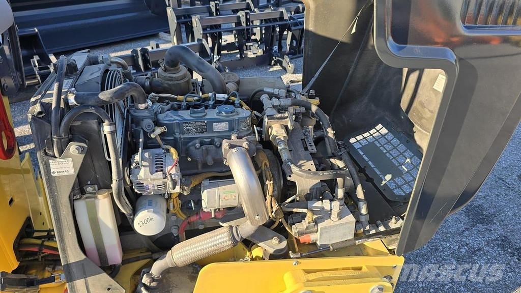 Bomag BW 90 AC-5 Kombi-Vibrationswalze Valjci