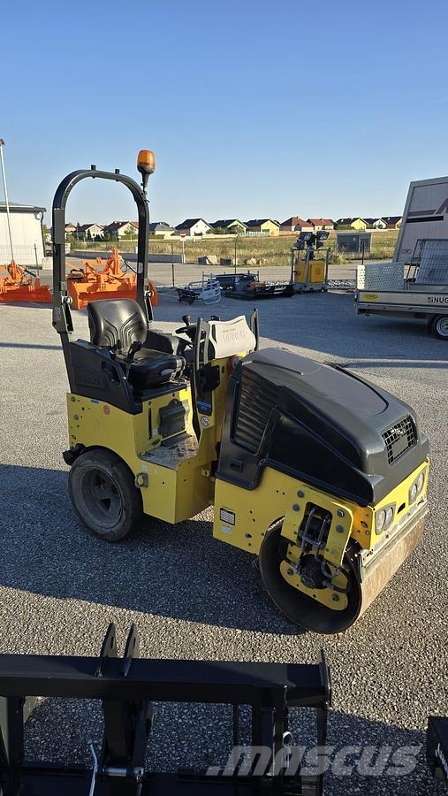 Bomag BW 90 AC-5 Kombi-Vibrationswalze Valjci