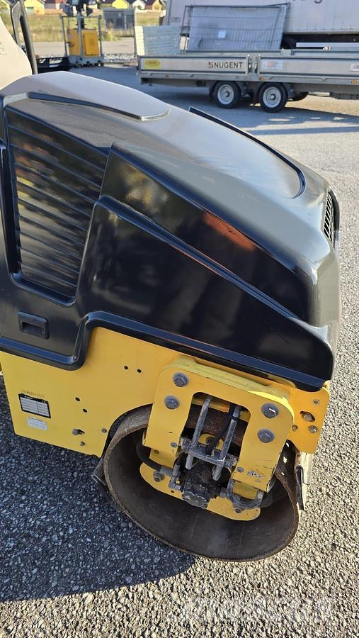 Bomag BW 90 AC-5 Kombi-Vibrationswalze Valjci