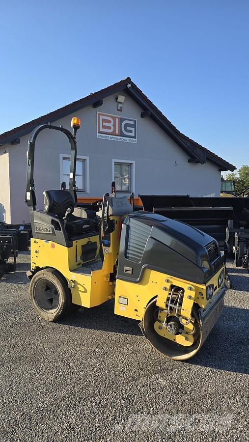 Bomag BW 90 AC-5 Kombi-Vibrationswalze Valjci