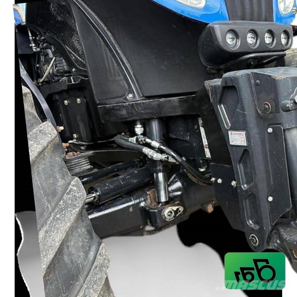 New Holland T8. 360  2013r  parts Trattori