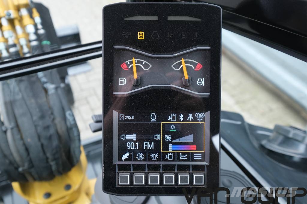 CAT 302.7 CR | 2023 | 298h | Airco | Mini pelle < 7t