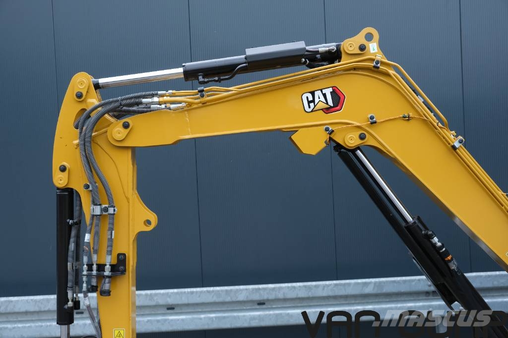 CAT 302.7 CR | 2023 | 298h | Airco | Mini pelle < 7t