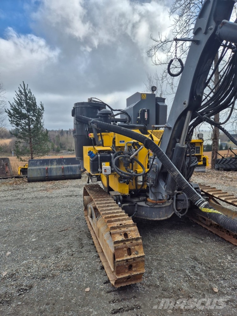 Atlas Copco Flexiroc T30R Perforadora de superficie