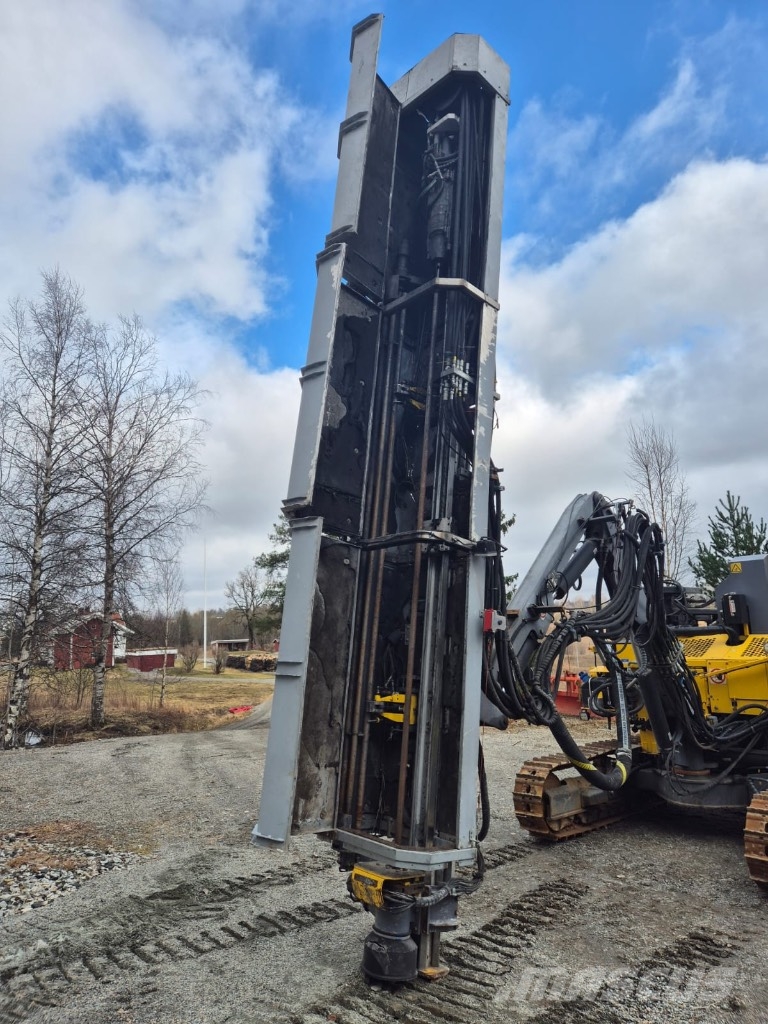 Atlas Copco Flexiroc T30R Perforadora de superficie